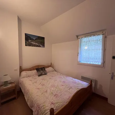 Duplex A Avec Parking Et Animaux Admis - Fr-1-812-118